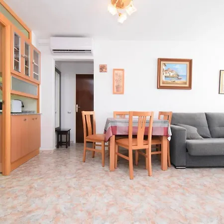 Apartment Tirreno Five La Pineda