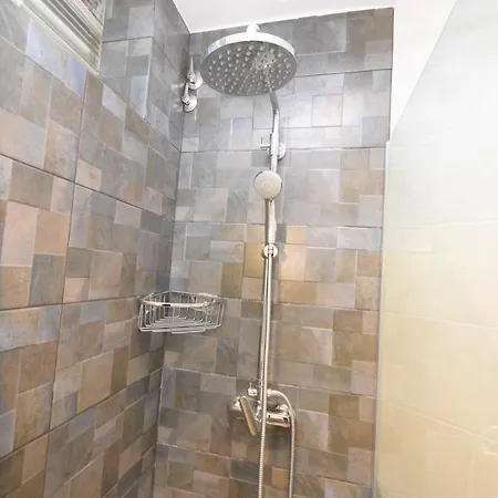 Tirreno Five Apartment